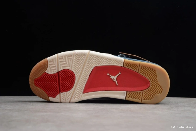 4 Nike Levi's Jordan StreetReady Denim x Air 1066 AO2571- 0117